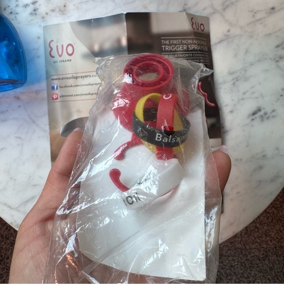 Evo Blue Kitchen Spray Bottles - NEW - Picture 6 of 6